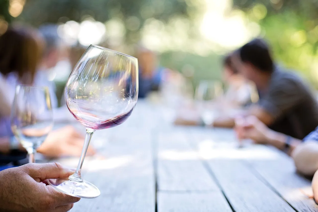 Women's Wine Hiking Society